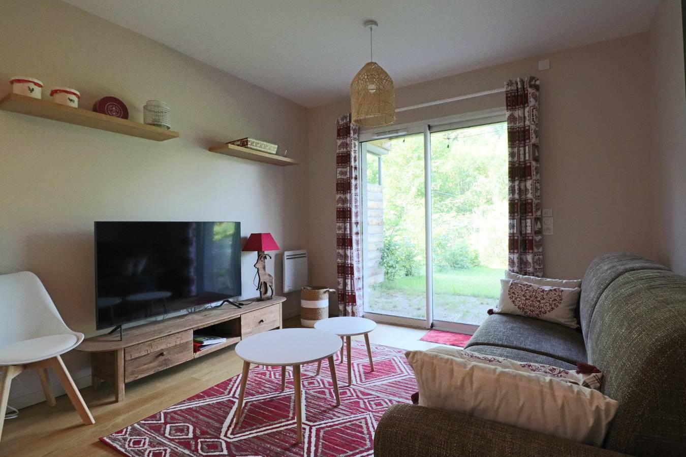Appartement entier, Appartement 'La Montille' avec vue sur la montagne et Wi-Fi in Mont-Dore, Parc naturel régional des Volcans d'Auvergne