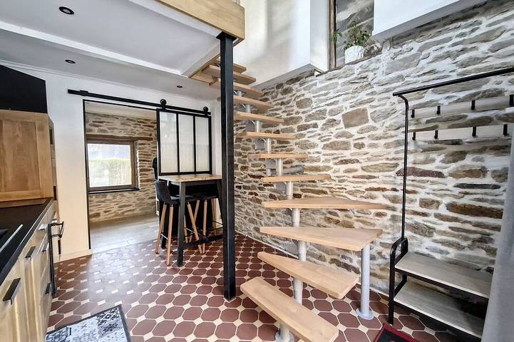 Location de vacances pour 2 personnes, avec terrasse à Comps-la-Grand-Ville