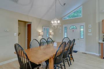 Vacation House for 14 Guests in Lake Anna, Spotsylvania County, Picture 1