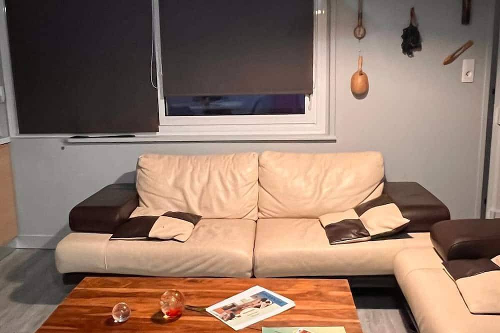 Appartement entier, Monacella, appartement T2 avec jardin à 10 min d'Issoire. Confortable et calme. in Nonette, Région de Besse-et-Saint-Anastaise