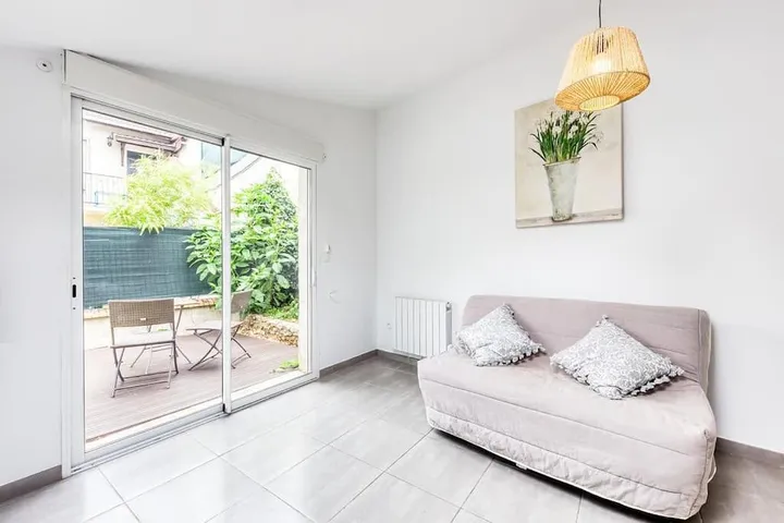 Apartamento de vacaciones para 4 personas, con jardín además de terraza y vistas - 1