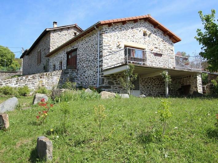 Gîte pour 8 personnes, avec Terrasse à Retournac
