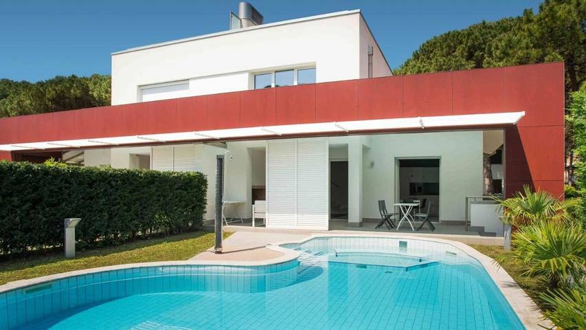 Casa vacanza per 8 persone, con Balcone e Idromassaggio nonché Terrazza e Giardino a Lignano Riviera