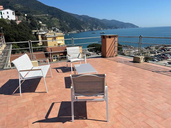 Vacation rental for 4 people, with terrace and view in Cinque Terre