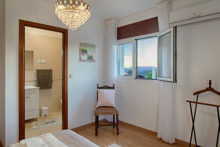 Maison de campagne pour 6 personnes, avec vue ainsi que terrasse et jardin à Castro Laboreiro - 3