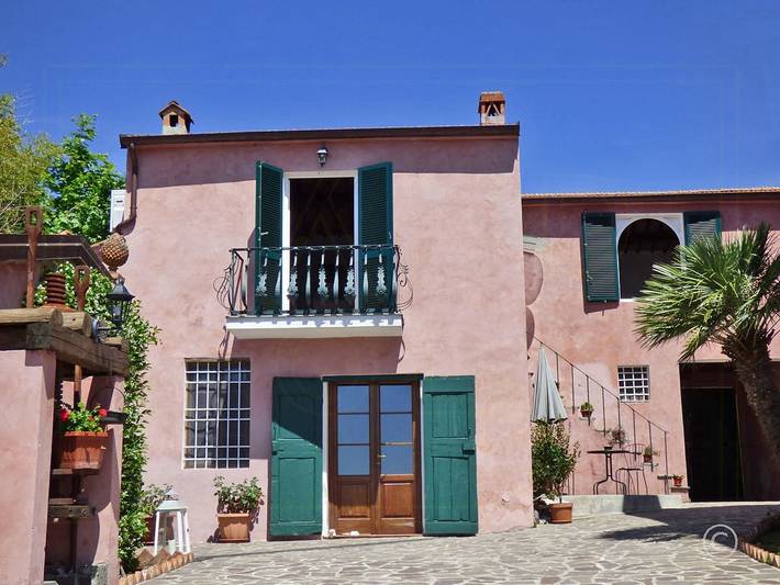 Gîte pour 4 personnes, avec terrasse et jardin, adapté aux familles dans Corsanico Bargecchia - 4