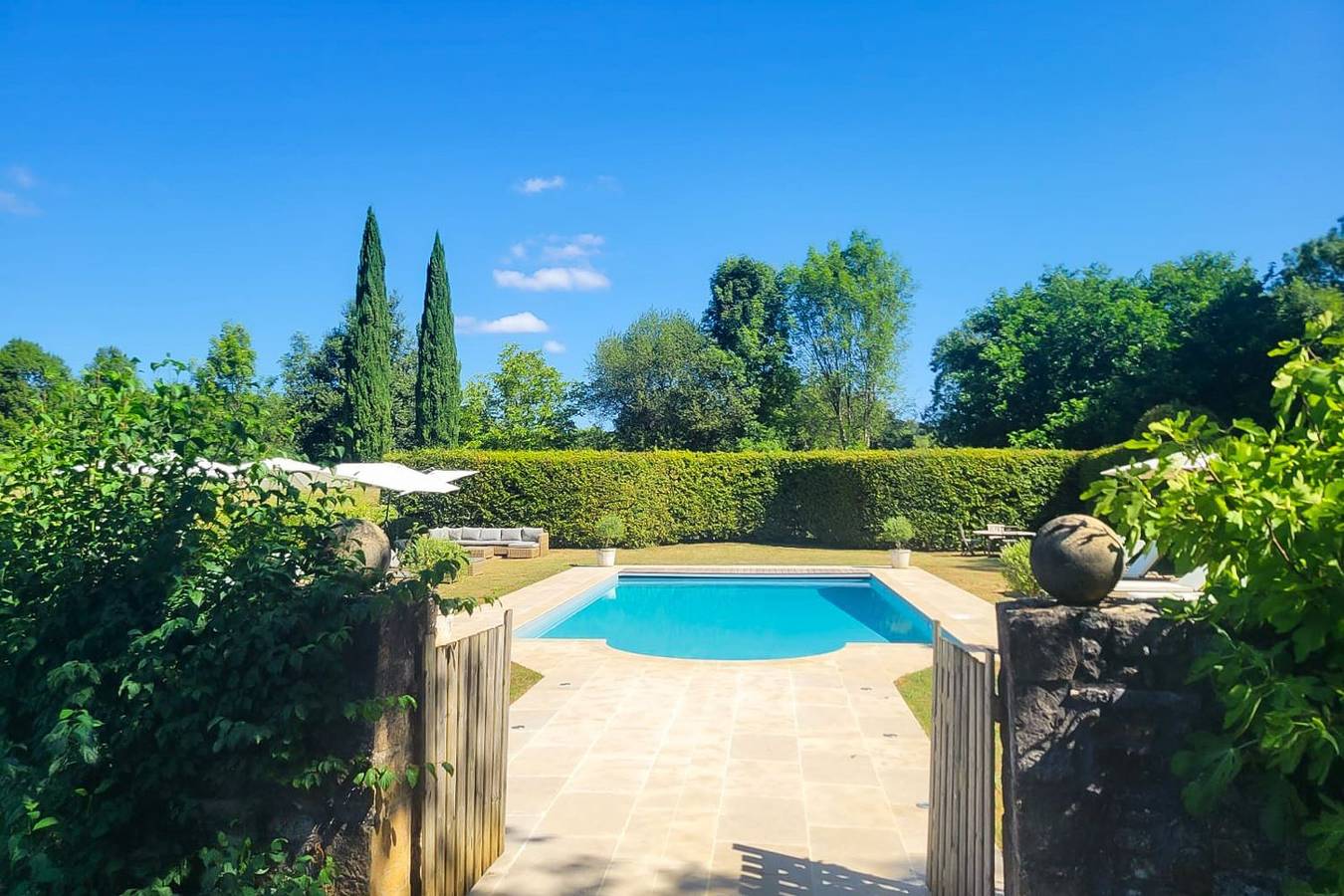 Villa pour 14 personnes avec piscine in Tourtoirac, Périgord Blanc