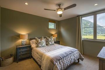 Vacation House for 7 Guests in Telluride, Telluride Ski Resort, Picture 3