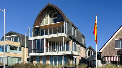 Ferienhaus mit Meerblick für 6 Personen, mit Balkon/Terrasse und Terrasse in Egmond