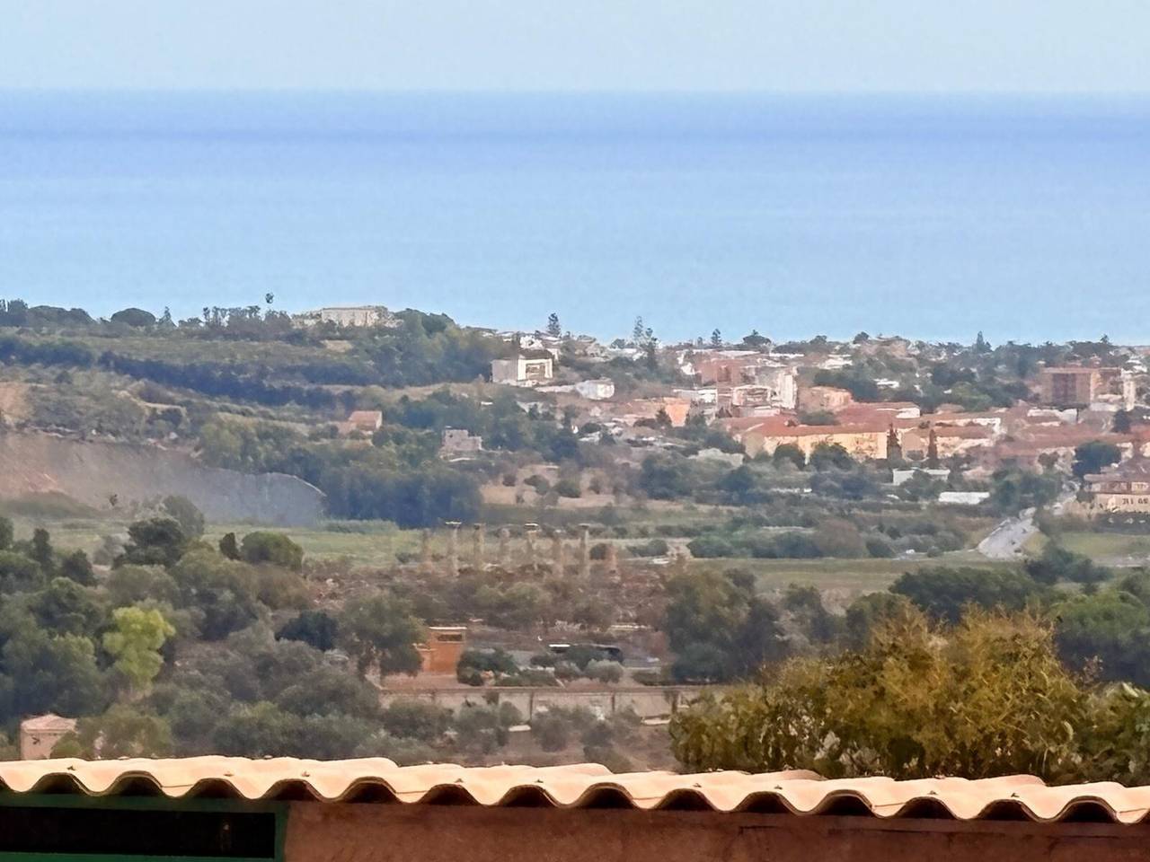 Ganze Wohnung, Apartment 'Olympo House mit Balkon', Meerblick, Wlan und Klimaanlage in Agrigento, Agrigento Provinz
