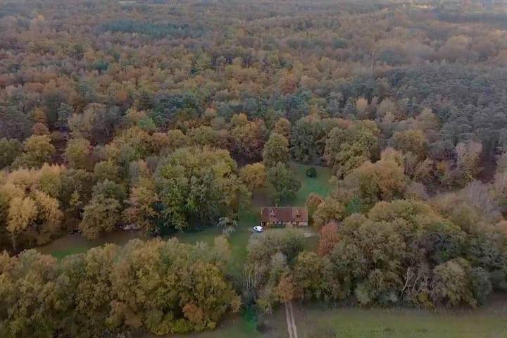Location de vacances pour 12 personnes, avec piscine ainsi que jardin et vue à Brinon-sur-Sauldre - 3
