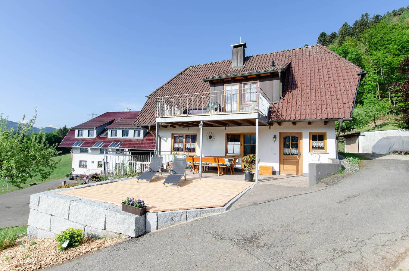 Ganze Wohnung, Ferienwohnung 'Vordersbergerhof' mit Bergblick, privater Terrasse und Wi-Fi in Hausach, Kinzigtal