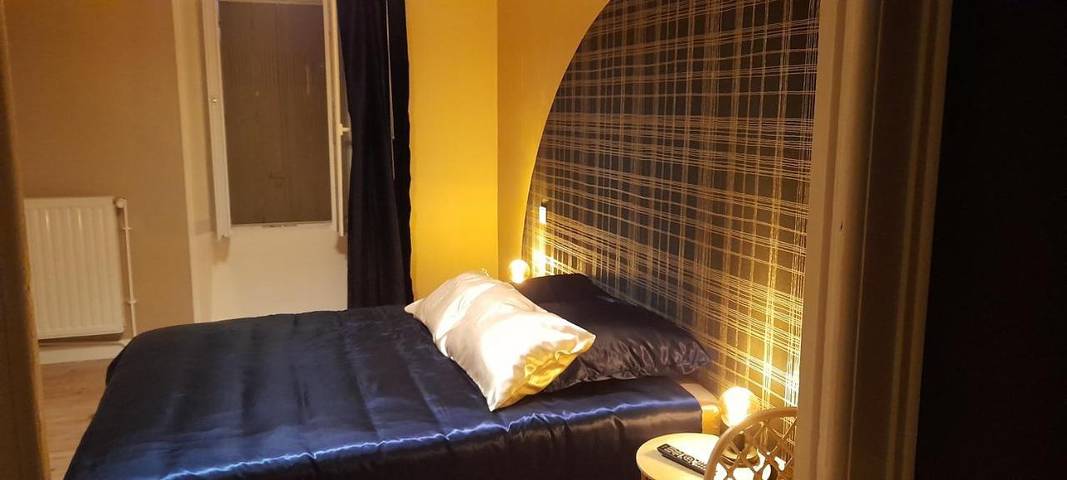 Location de vacances pour 3 personnes, avec vue et jardin dans Chambon-le-Château - 2
