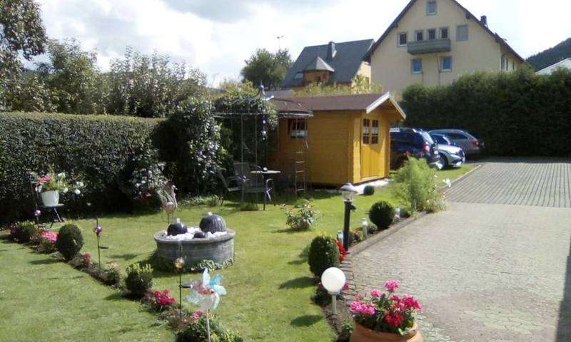 Location de vacances pour 2 personnes, avec terrasse et jardin à Ernst - 4