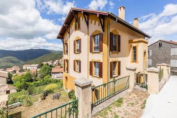 Hôtel pour 28 personnes, avec jardin à Olivese