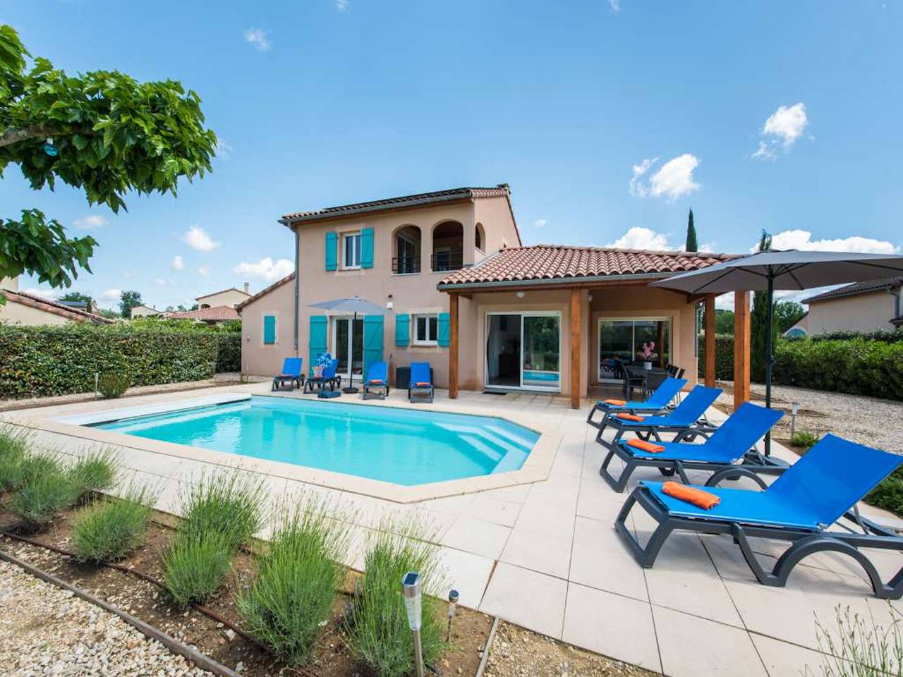 Villa voor 10 personen met balkon in Vallon-Pont-d'Arc, Ardèche