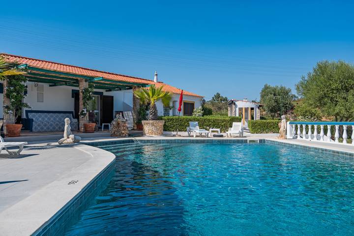 Casa de campo para 6 pessoas, com jardim no Algarve