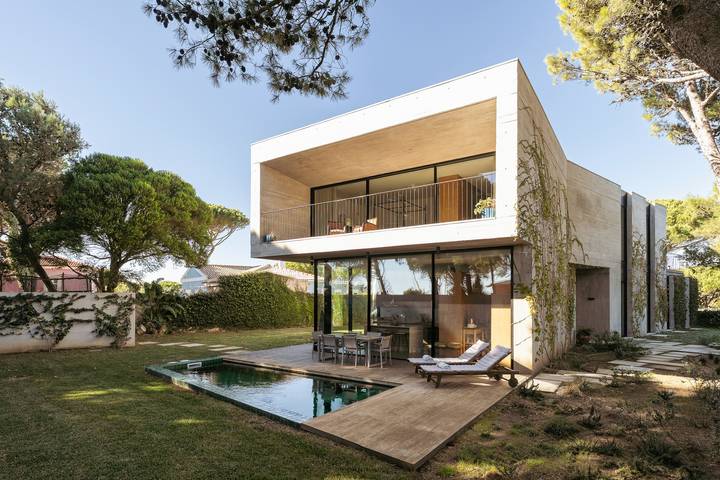 Villa für 8 Personen, mit Balkon und Garten - 1