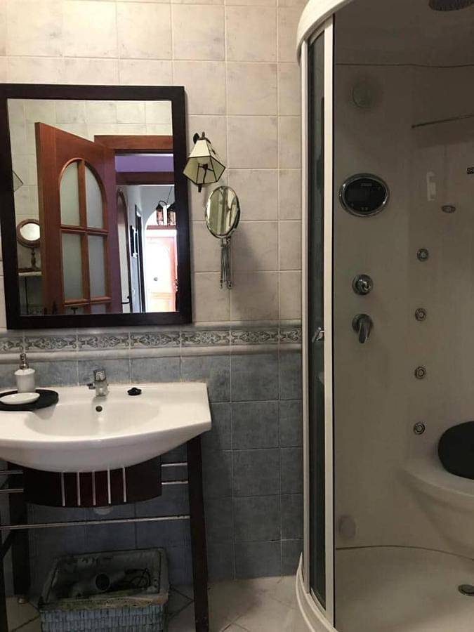 Gîte pour 6 personnes, avec piscine ainsi que balcon et vue dans Restinga Smir - 4