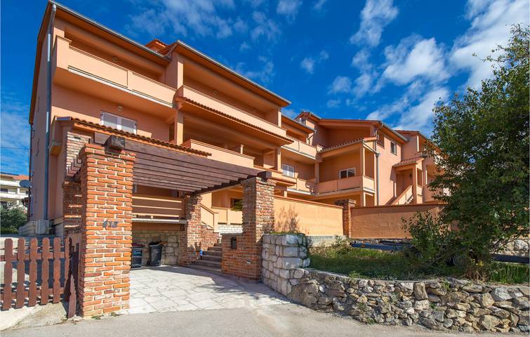 Ferienwohnung für 6 Personen, mit Pool und Garten sowie Terrasse - 1