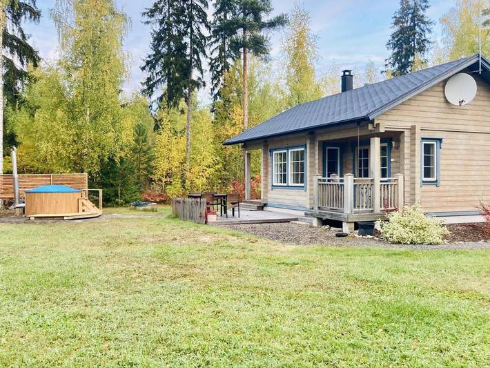 Ferienhaus für 5 Personen, mit Balkon und Terrasse sowie Garten und Sauna