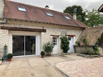 Gîte pour 7 personnes, avec terrasse dans Yvelines