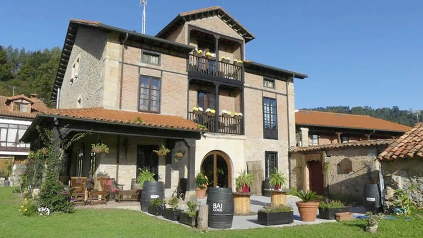 Hotel für 2 Personen, mit Ausblick und Garten - 1