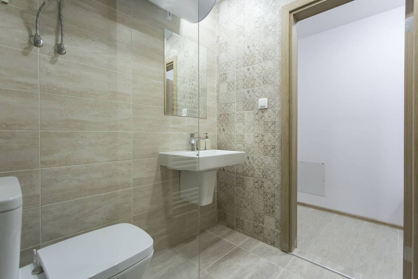 Ganze Wohnung, Ferienwohnung für 4 Personen mit Terrasse in Sofia, Bulgarien
