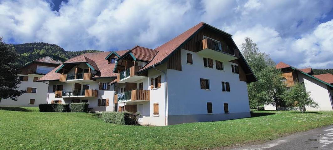 Gîte pour 4 personnes, avec sauna et piscine ainsi que vue et jardin à Giez - 3