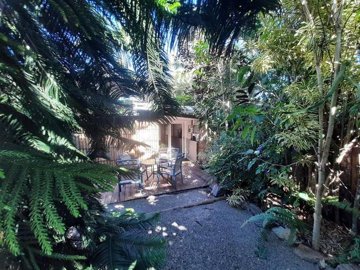 Gîte pour 2 personnes, avec terrasse et vue, animaux acceptés à Païta - 2