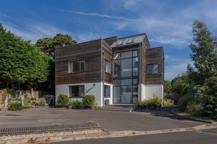 Holiday rental for 9 people, with Balcony and Terrace as well as Garden and View in Hayling Island