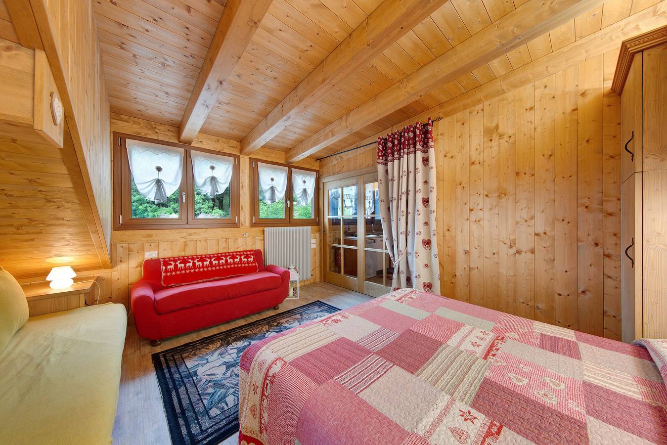 Ganze Wohnung, Ferienwohnung 'La Casa Dei Cervi - Mansarda' mit Bergblick, Balkon und Wi-Fi in Vodo di Cadore, Östliche Dolomiten