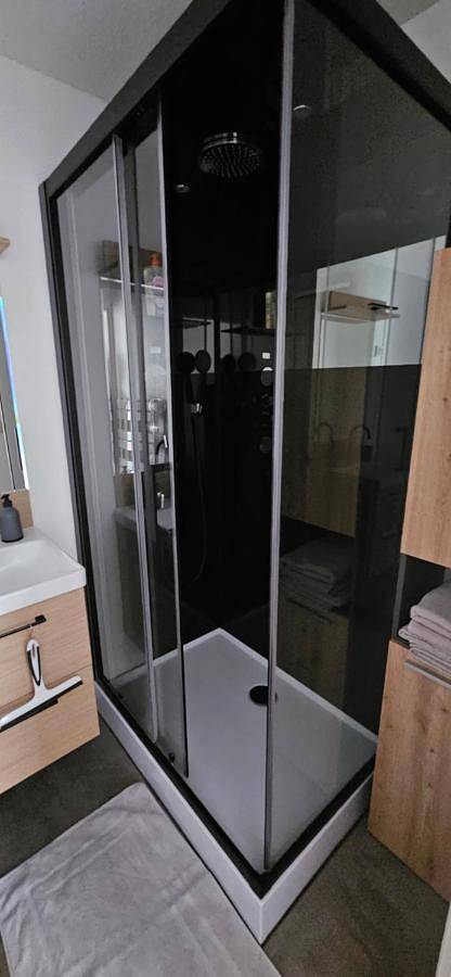 Gîte pour 4 personnes, avec piscine ainsi que terrasse et vue à L'Union - 3