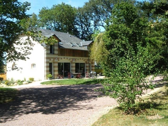 Gîte pour 6 personnes, avec jardin et terrasse à Le Boulay