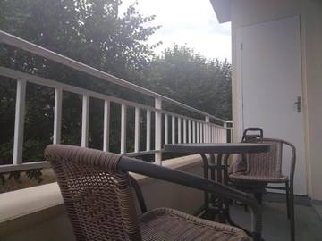 Gîte pour 8 personnes, avec vue et terrasse à Enghien-les-Bains