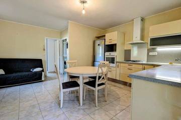 Gîte pour 2 personnes, avec jardin à Taussac-la-Billière