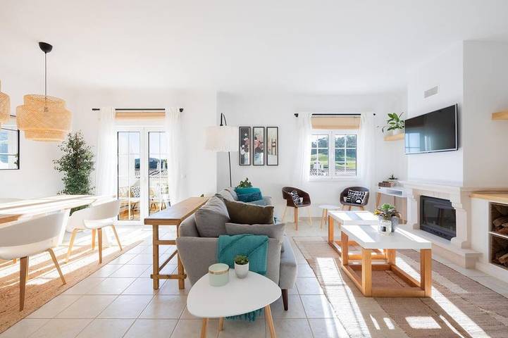 Cottage für 4 Personen, mit Garten und Pool sowie Balkon - 1