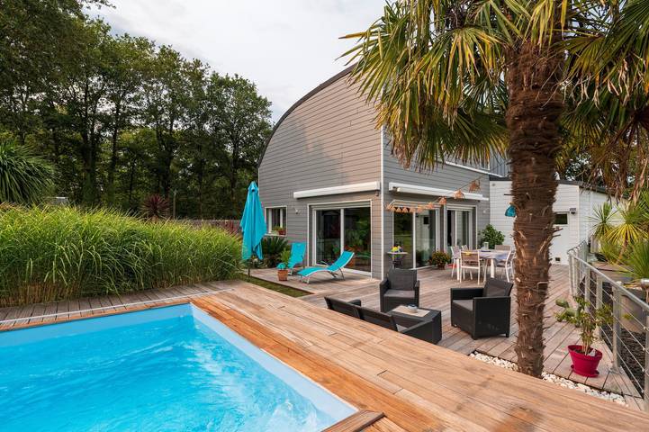 Room 'Houat' with Shared Terrace, Wi-Fi, and Air Conditioning in Ploeren, Côte des Mégalithes