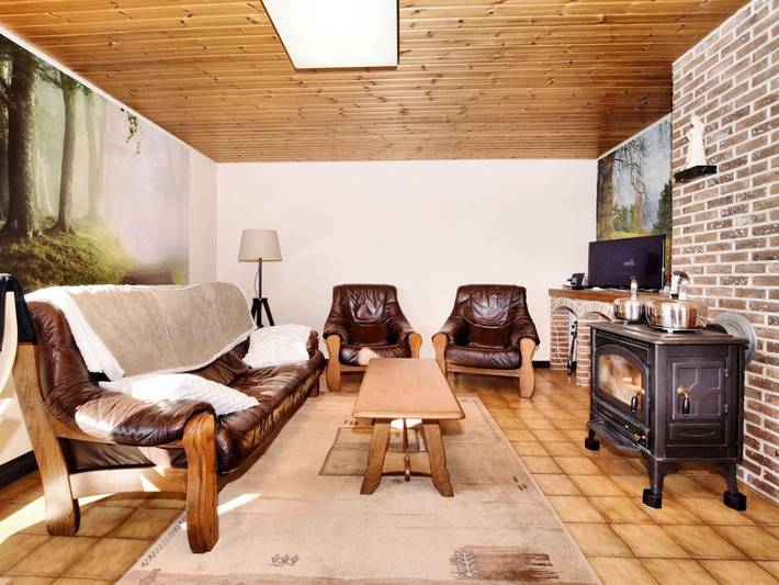 Location de vacances pour 8 personnes, avec jardin dans Nadrin - 2