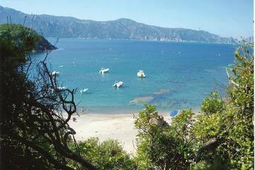 Location de vacances pour 7 personnes, avec terrasse et jardin à Partinello