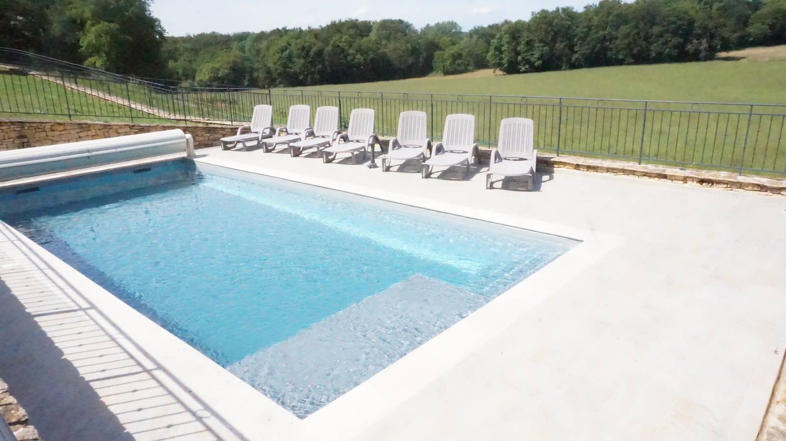 Gite Pigeonnier, piscine chauffée privée Sarlat-Rocamadour in Prats-de-Carlux, Périgord Noir
