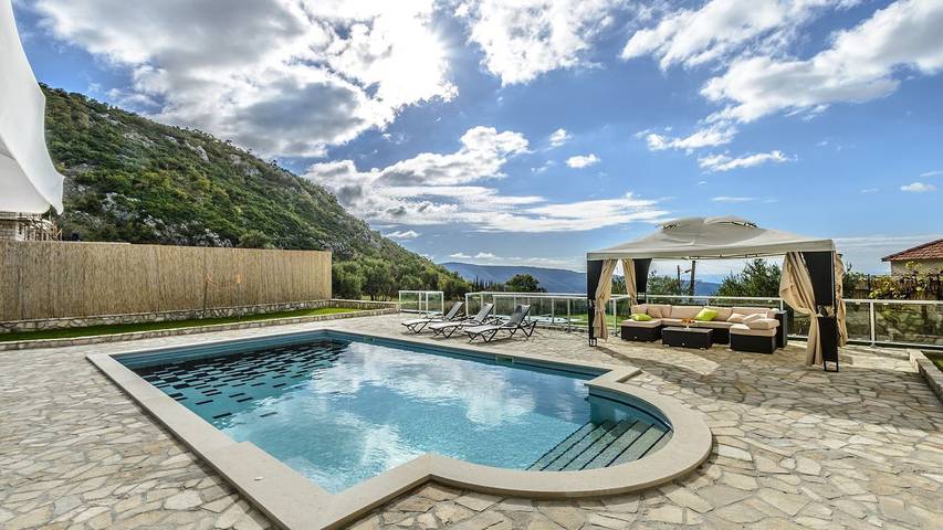 Villa per 16 persone, con giardino e terrazza - 1