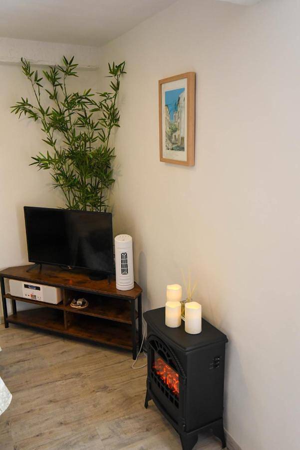 Gîte pour 2 personnes, animaux acceptés à Claviers - 3