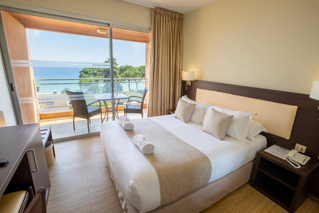Hôtel La Pinède in Ajaccio, Golfe D'Ajaccio
