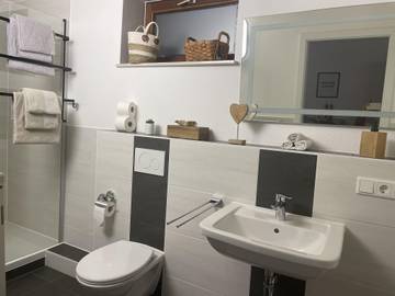 Bungalow für 3 Personen in Polch, Eifel (Rheinland-Pfalz), Bild 3