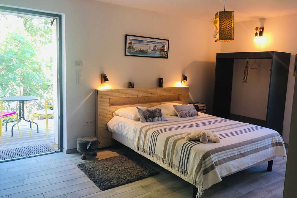 Ganze Wohnung, Nature gite (2 suites) near Espellette and Cambo les bains Pets welcome in Itxassou, Bayonne und Umgebung