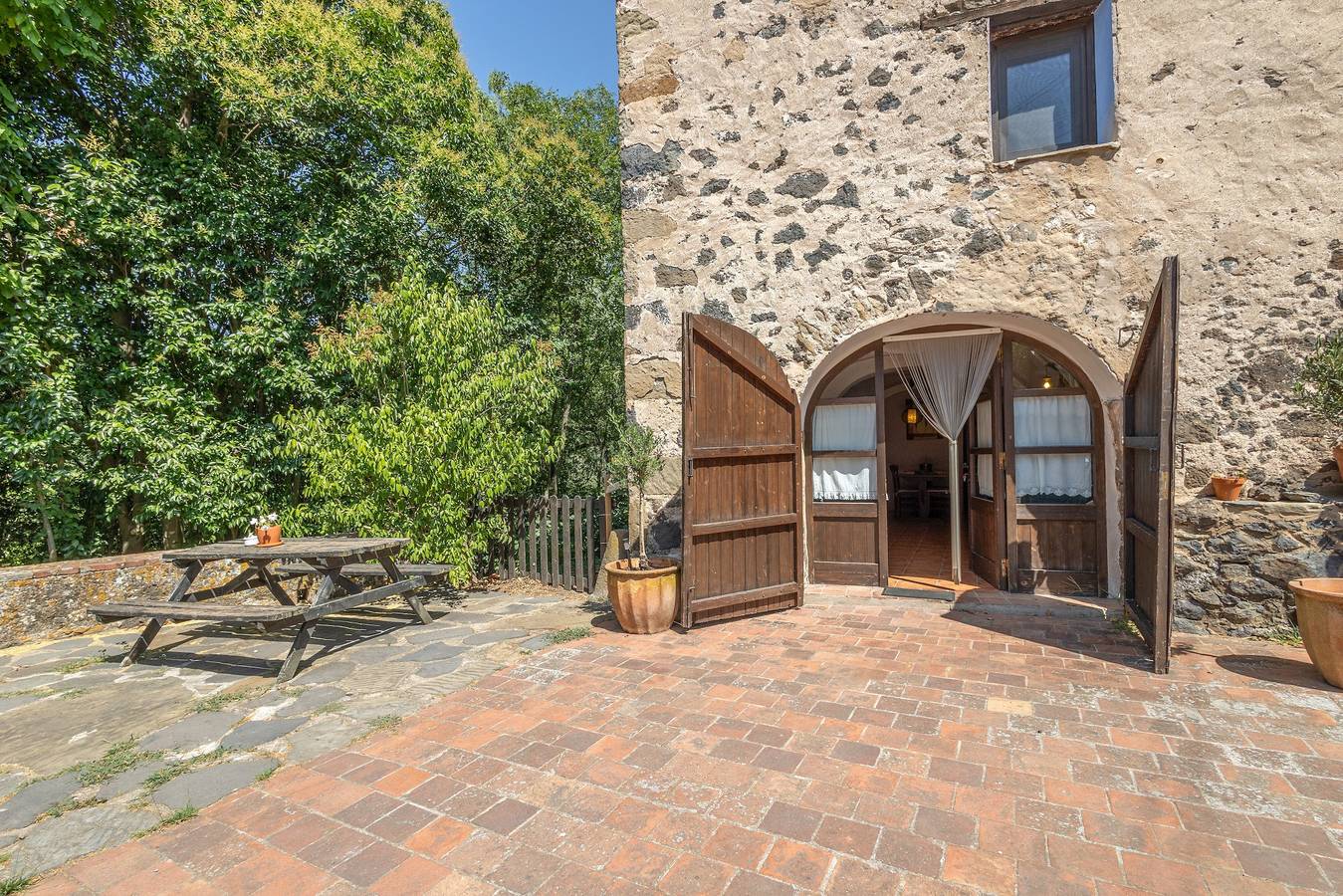 Patufet de Mas Violella – Gemütliches 1-Zimmer-Studio mit Pool in Sant Joan les Fonts, Naturpark Zona Volcànica de la Garrotxa