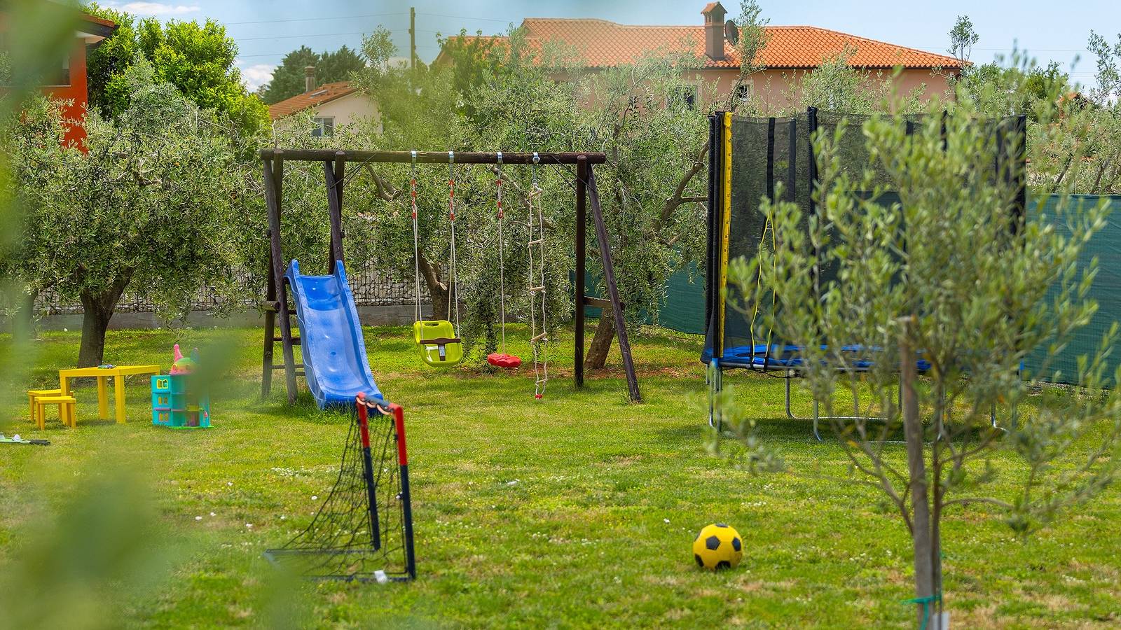Casa Nada by Villas Guide in Rogovići, Marčana