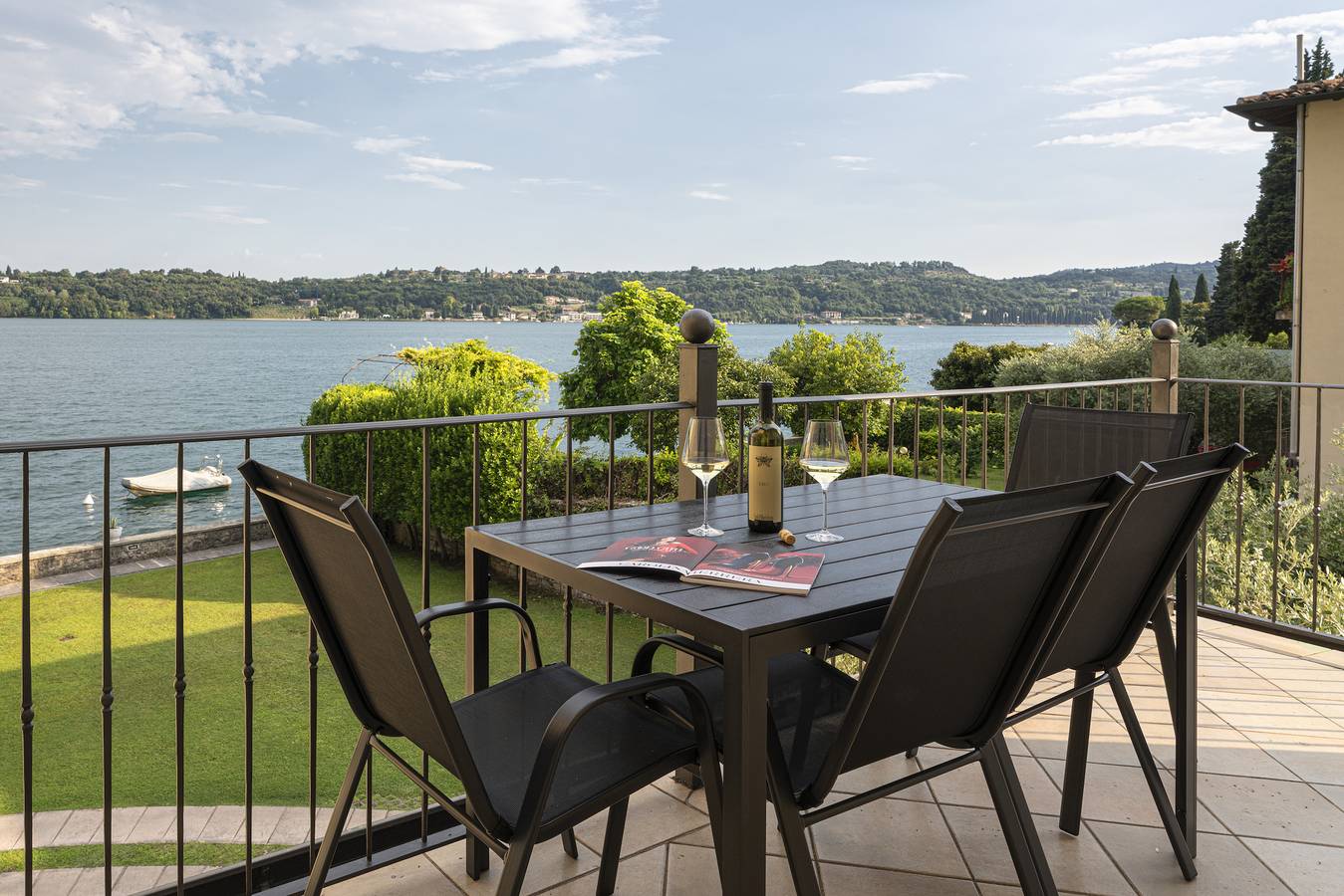 Ganze Wohnung, Apartment 'La Gioconda' mit Seeblick, Wlan und Klimaanlage in Salò, Gardasee-Berge