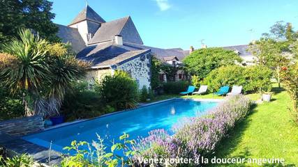 Gîte pour 6 personnes, avec terrasse et piscine à Bocé